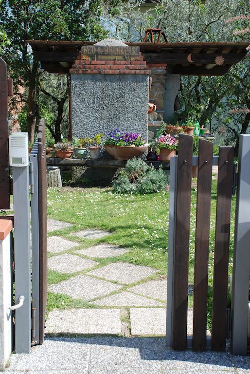 Bed And Breakfast Il Girasole Lamporecchio Exterior foto